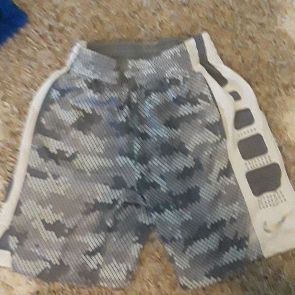 Boy nike dri fit shorts